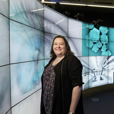 Danielle Kennedy show not tell achieving high performance